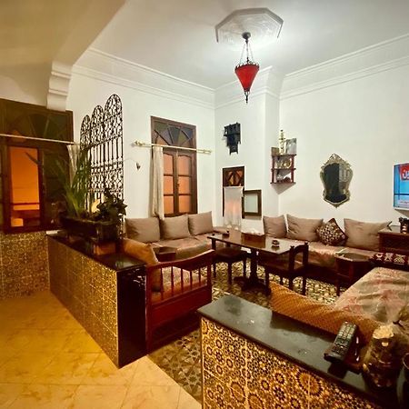 Appartement Meuble 5 Personnes En Plein Centre Ville Rabat Kültér fotó